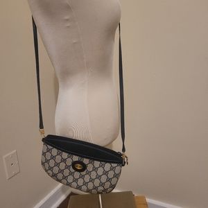 Gucci crossbody